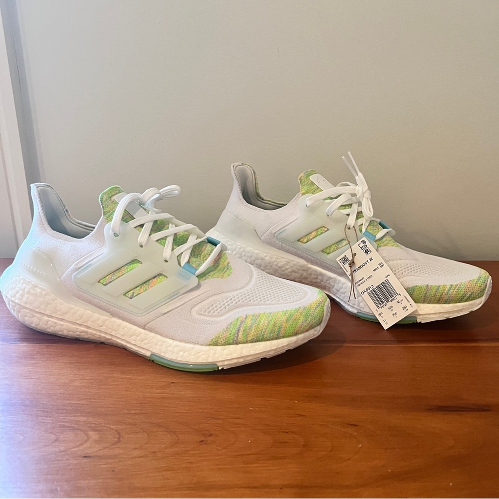 Adidas UltraBOOST 22